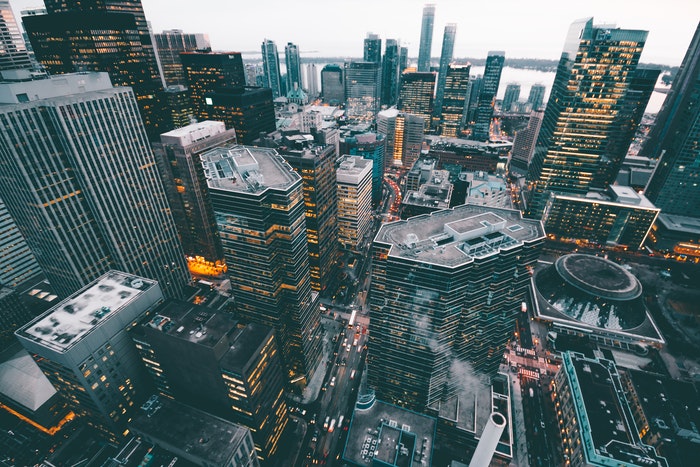 本科英語論文查重率多少算合格？哪個查重軟件最靠譜？