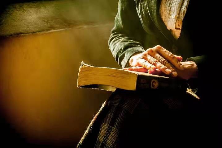 pdf免費(fèi)軟件的步驟有哪些?如何利用pdf免費(fèi)軟件將多頁(yè)拆成單頁(yè)?