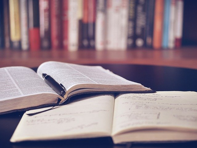 哪里下載pdf閱讀器？福昕高級(jí)PDF編輯器還有哪些功能？